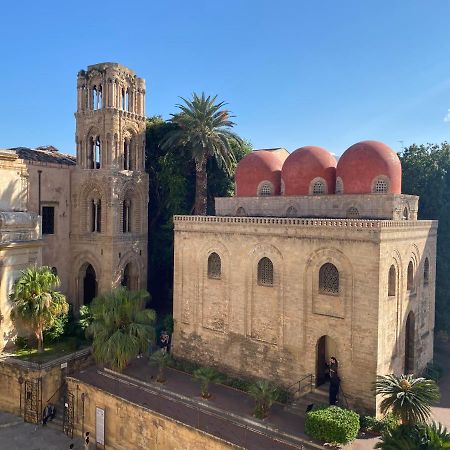 La Maison Ai Quattro Canti Palermo Exteriör bild